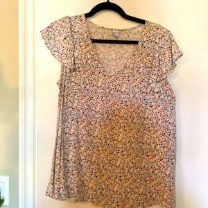 Old navy floral top size medium